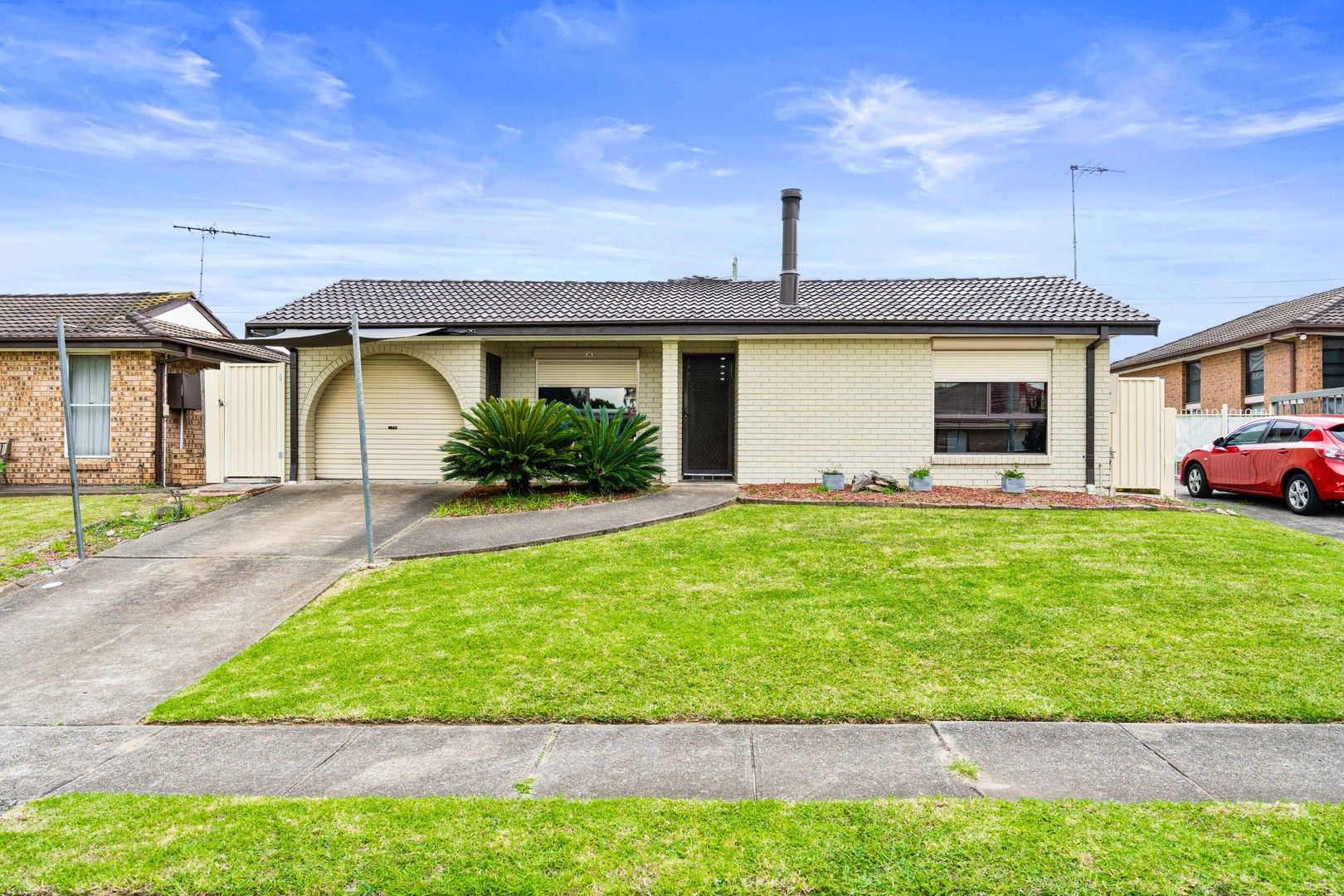 37 Bettong Crescent, Bossley Park NSW 2176, Image 0