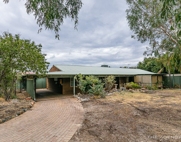 70 Balfour Road, Swan View WA 6056