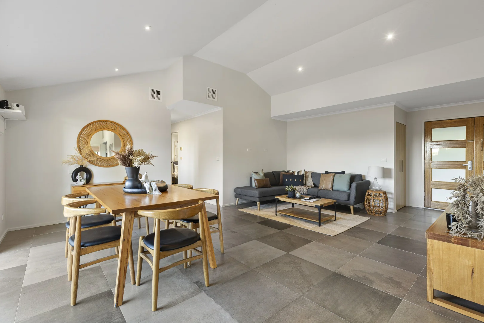 Additional image 2 of 35 Bareena Avenue, Rowville VIC 3178