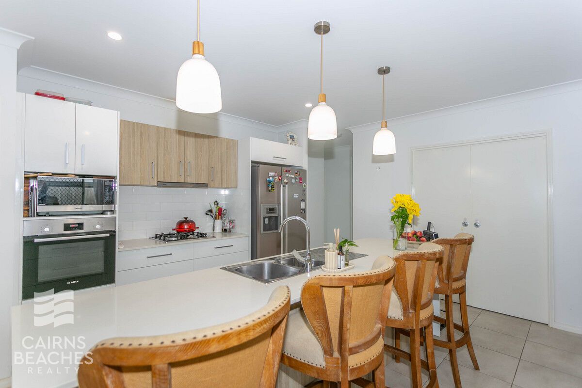 4 bedrooms House in 26 Shipmate Drive TRINITY BEACH QLD, 4879