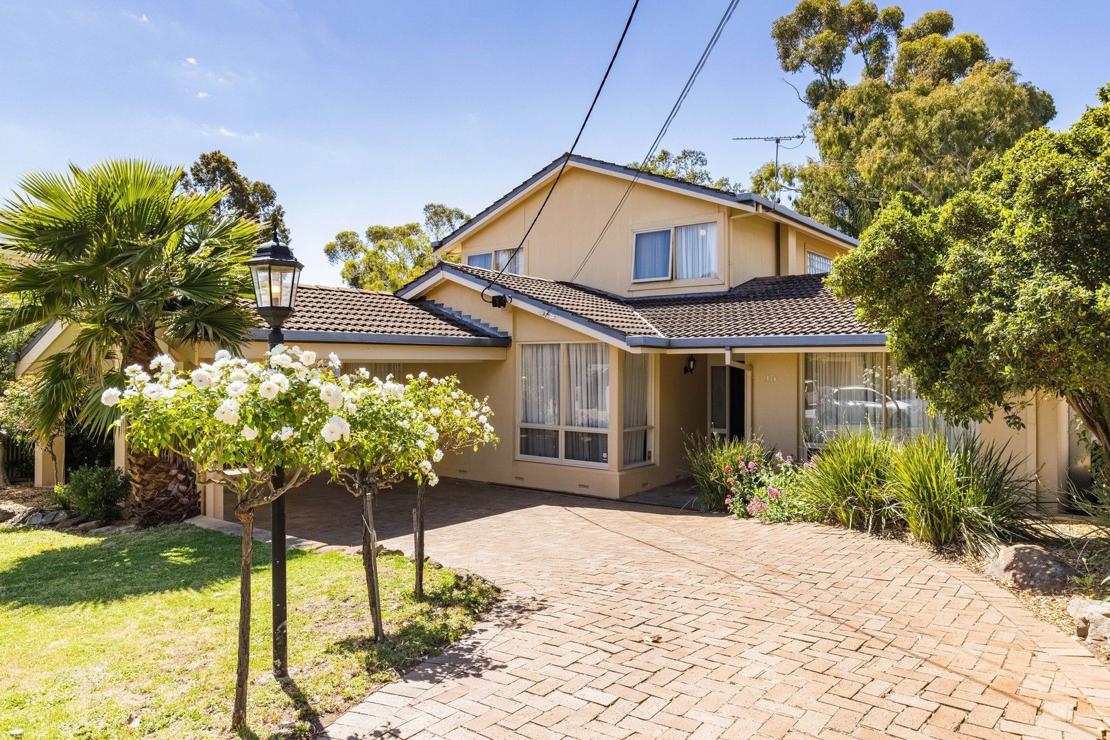 6 bedrooms House in 15 Arcoona Avenue ROSTREVOR SA, 5073