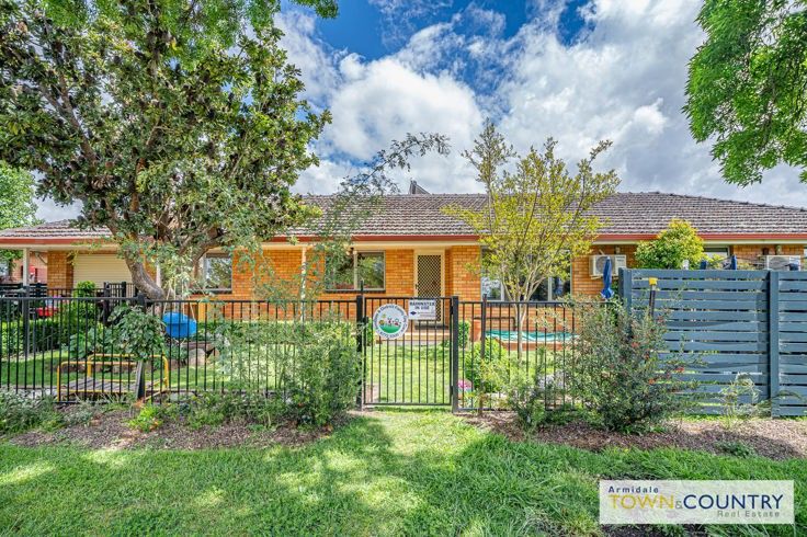 2 Cynthia Crescent, Armidale NSW 2350