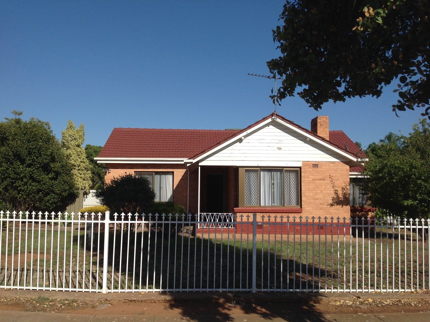 78 Coppleridge Drive, Elizabeth Vale SA 5112 House For Rent 400