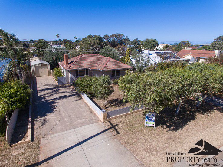 17 Eastbourne Road, Sunset Beach WA 6530, Image 2