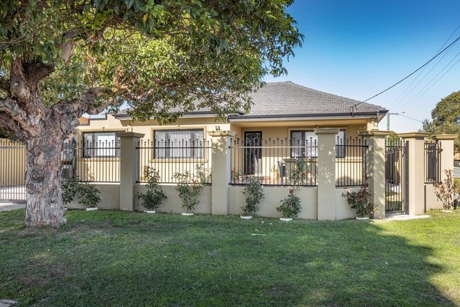 Picture of 2 Haig Street, TUART HILL WA 6060