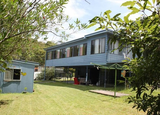 1 Hyam Road, Hyams Beach NSW 2540