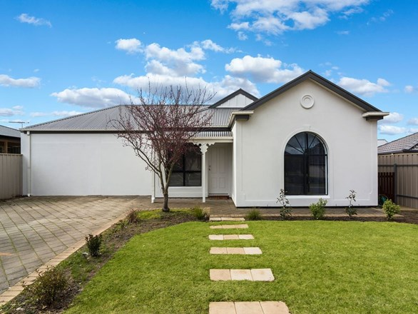 10 Dawson Street, Mount Barker SA 5251