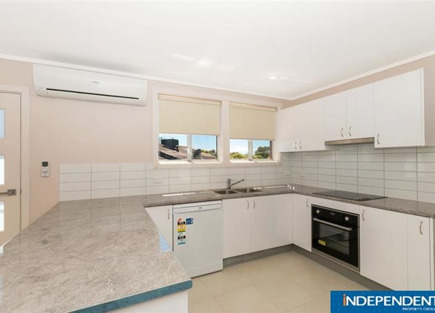 1/9 Diggles Street, Page ACT 2614