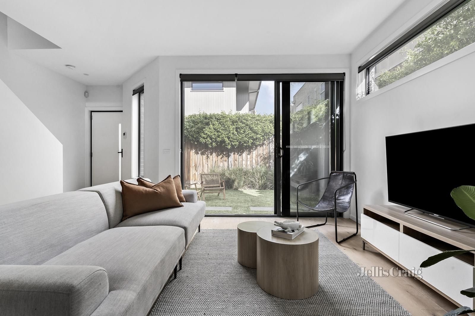 2 bedrooms Townhouse in 3/22 Orford Street MOONEE PONDS VIC, 3039