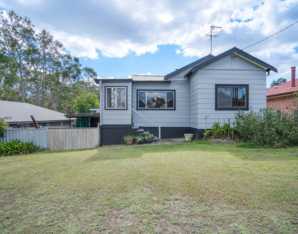 3 Knox Street, Abernethy NSW 2325