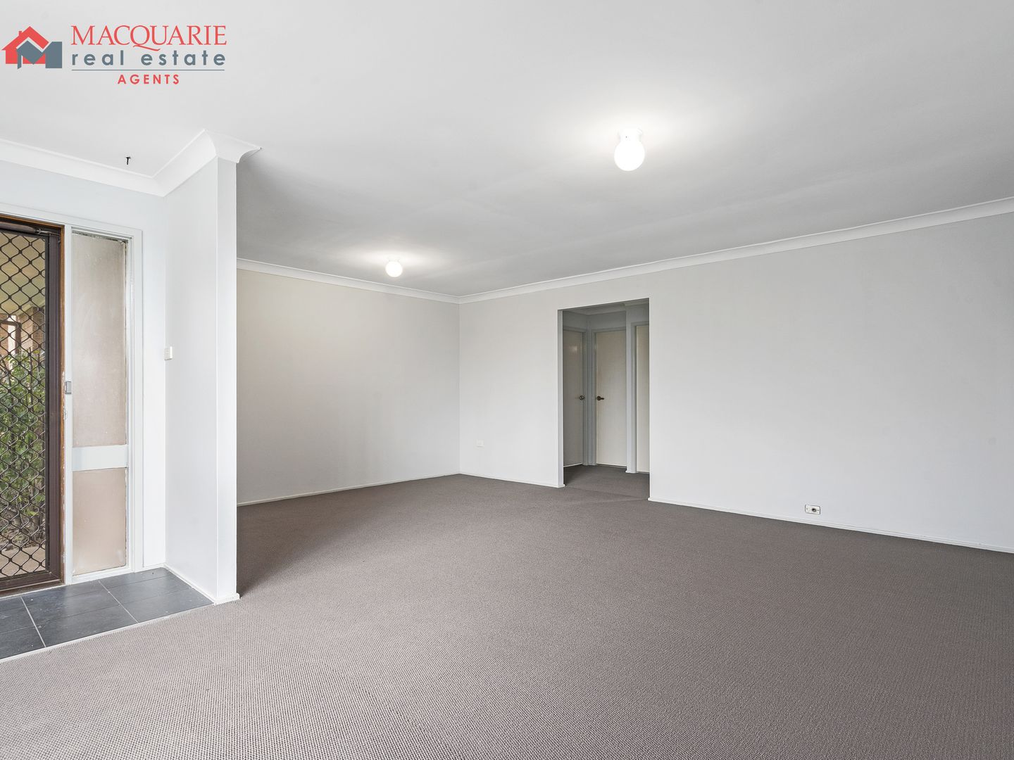 9/45 Pine Road, Casula NSW 2170, Image 2