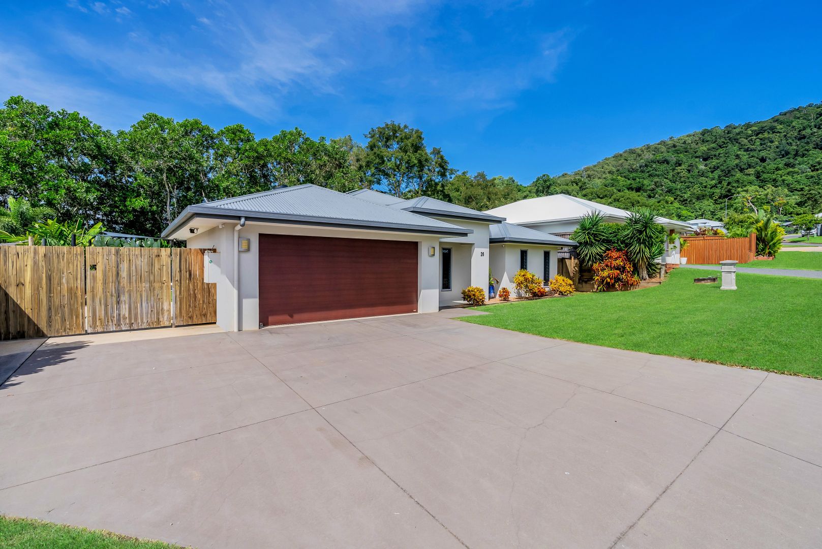 26 Whipbird Drive, Smithfield QLD 4878, Image 2