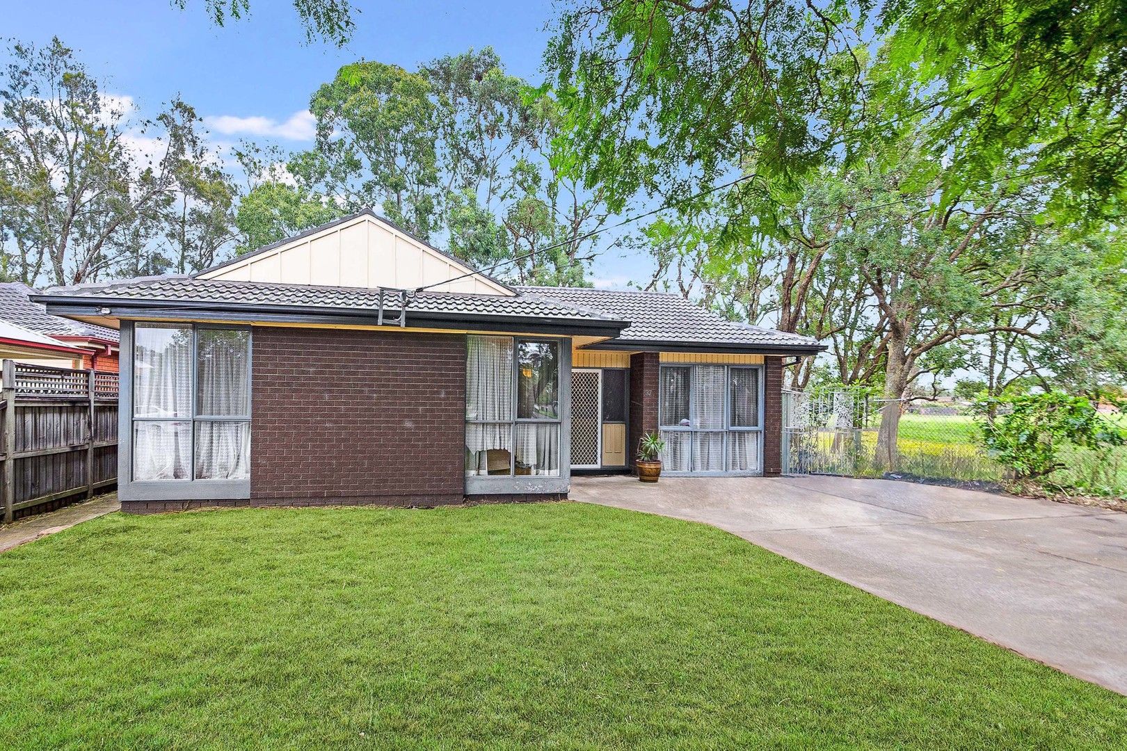 37 Raleigh Road, Milperra NSW 2214, Image 1