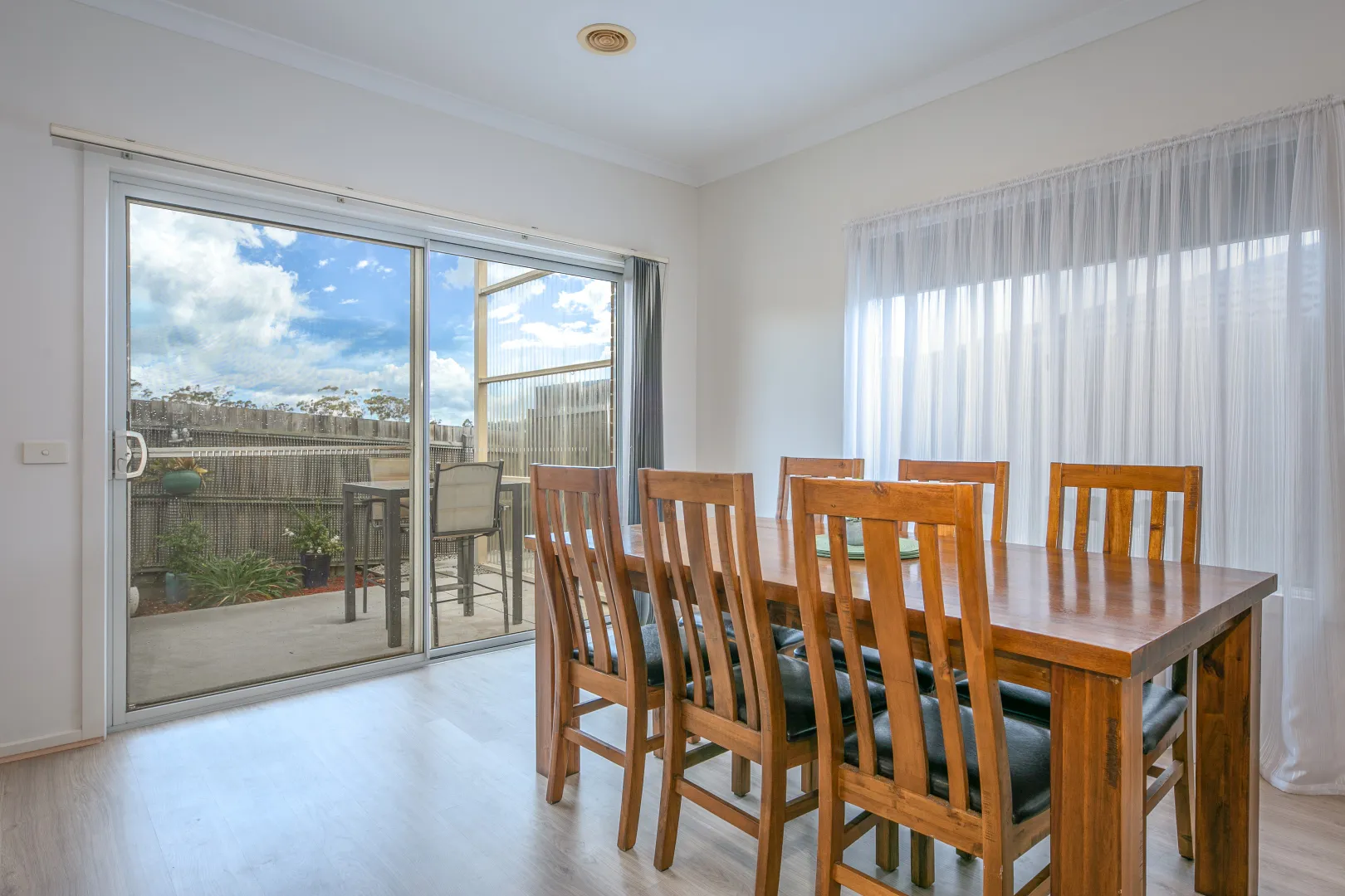 House in Sunbury - More
