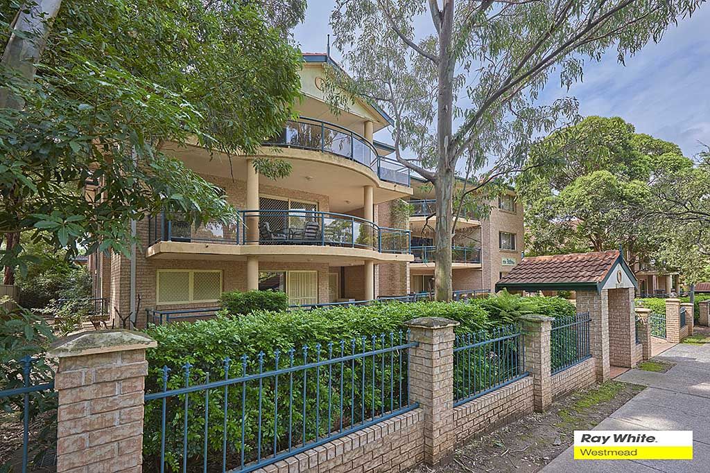 2 bedrooms Apartment / Unit / Flat in 17/3-5 Oakes Street WESTMEAD NSW, 2145