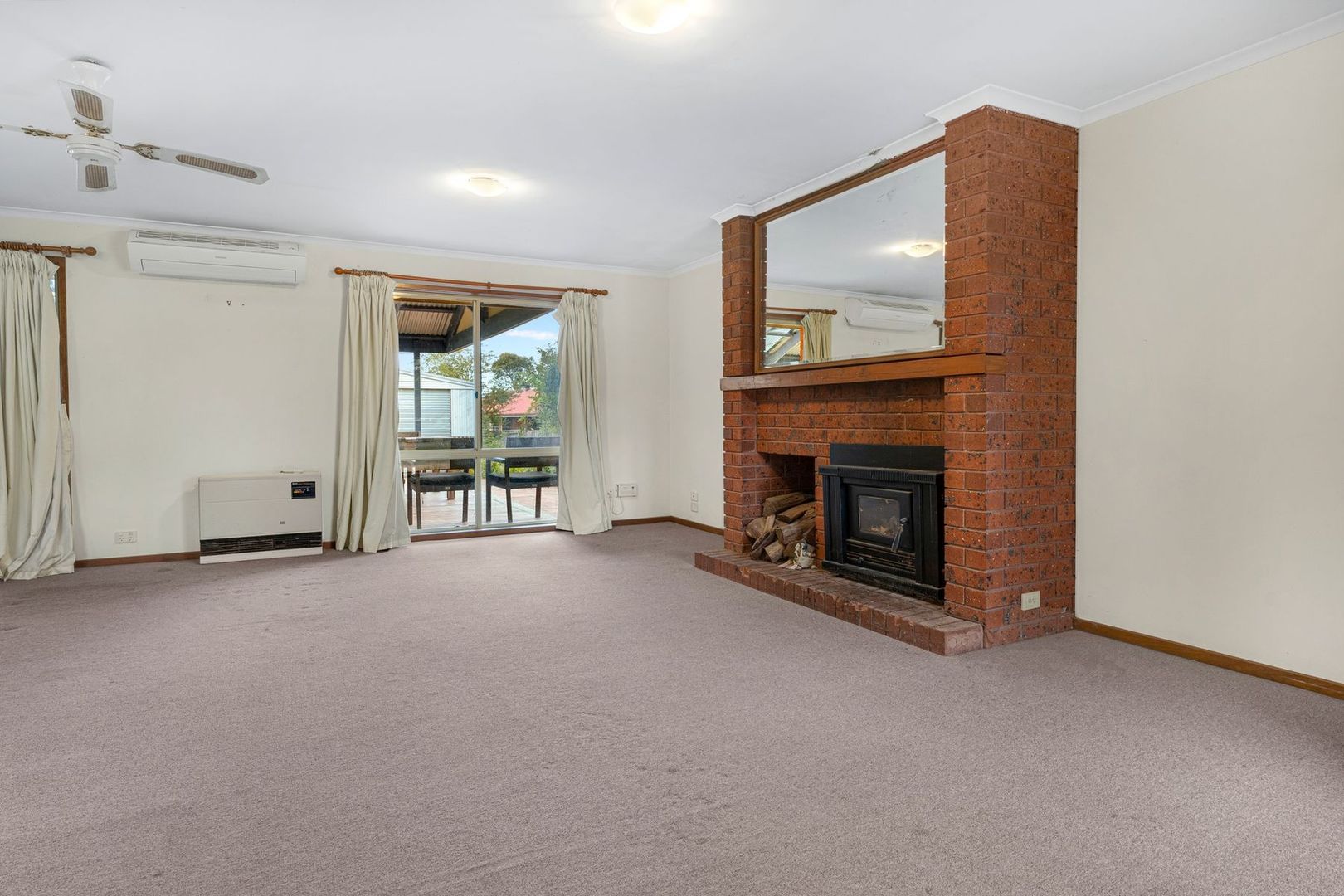 35 Main Street, Myrniong VIC 3341 House For Rent Domain