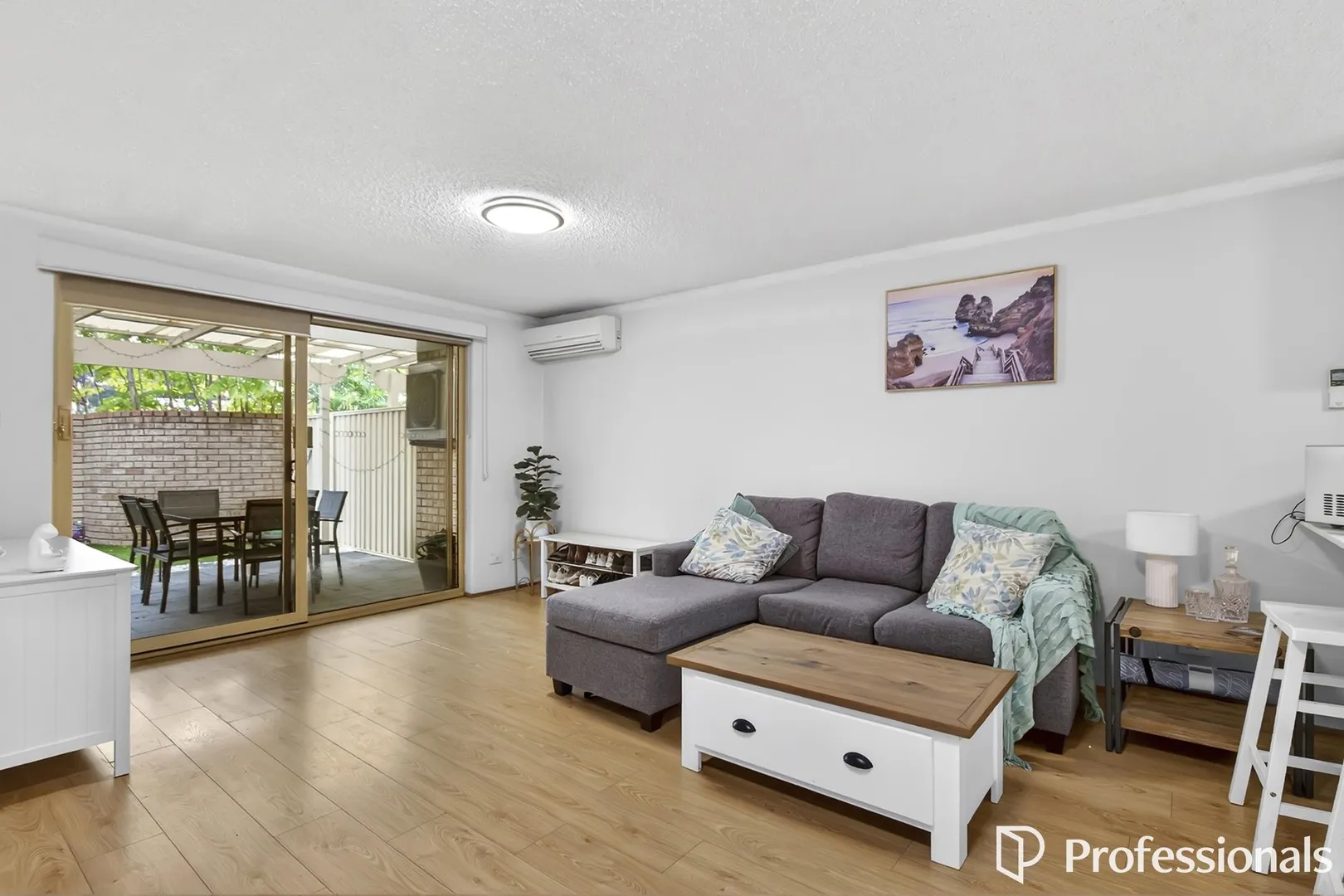 Stylish Ground Floor Living with Private Courtyard, Bentley
