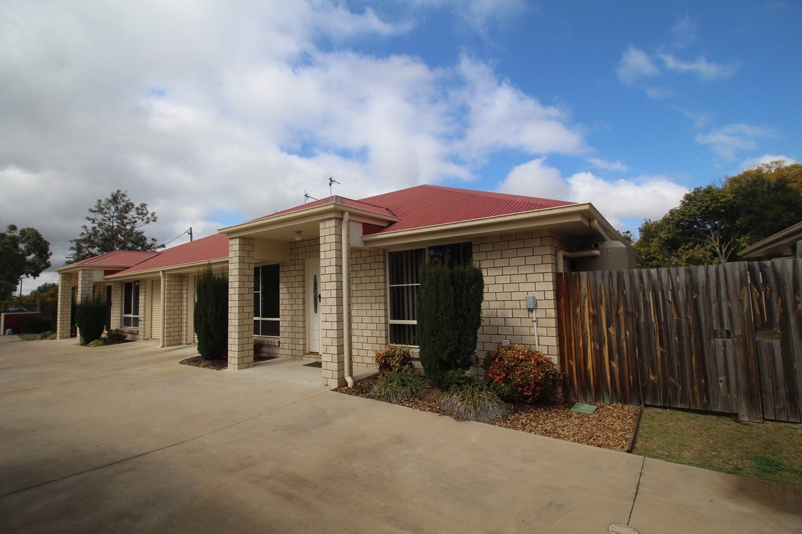 2/19 Briggs Street, Pittsworth QLD 4356, Image 1