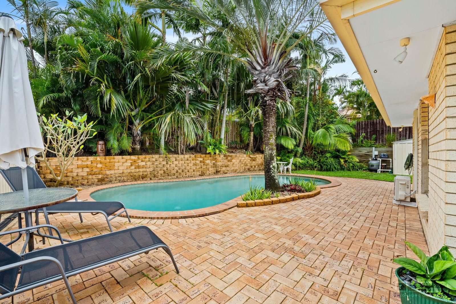 8 Yarraglen Place, Parkwood QLD 4214, Image 0