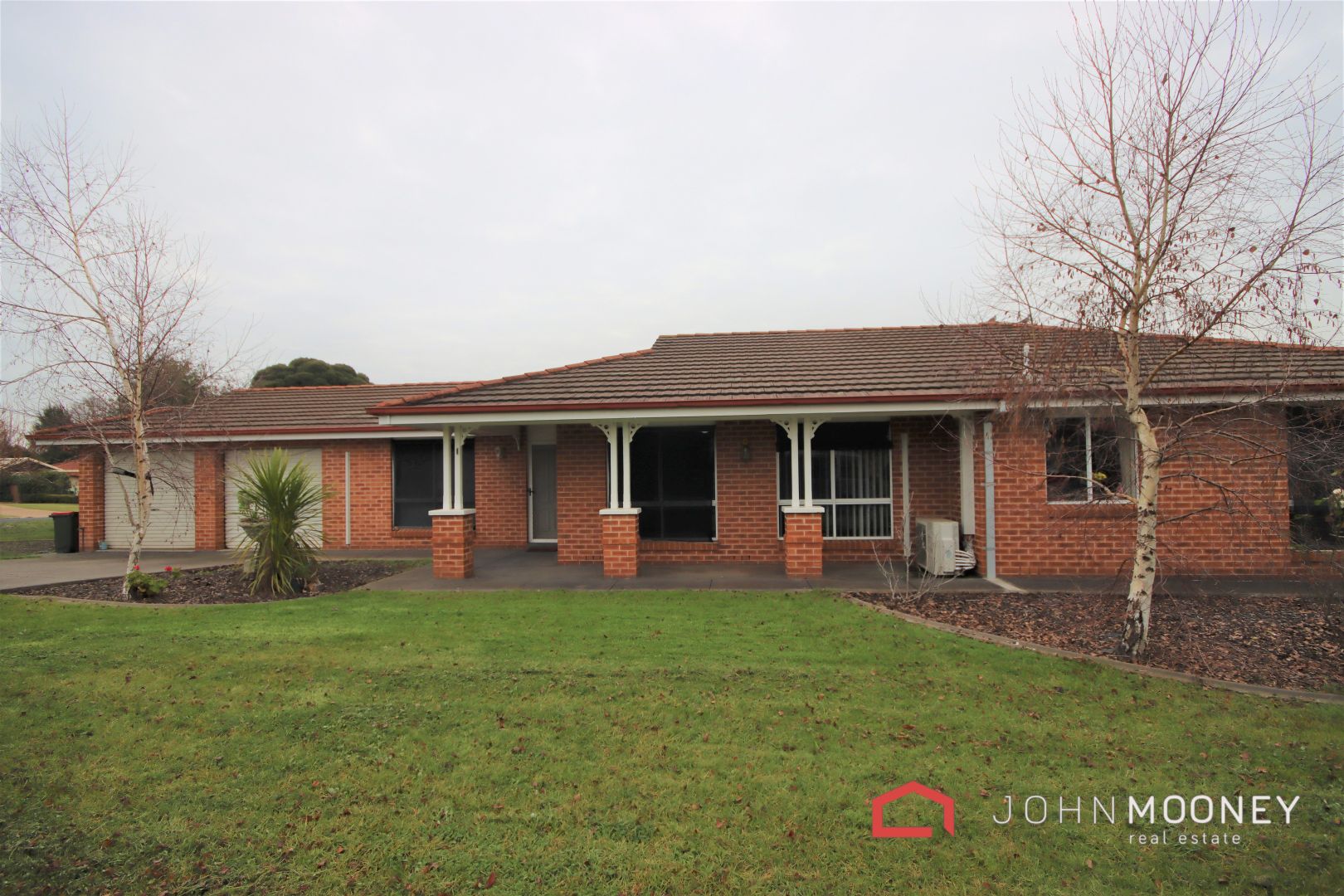 1 Jabiru Place, Glenfield Park NSW 2650, Image 1