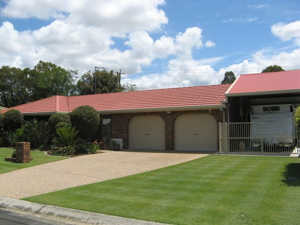 21 Sheppey Place, Yamanto QLD 4305