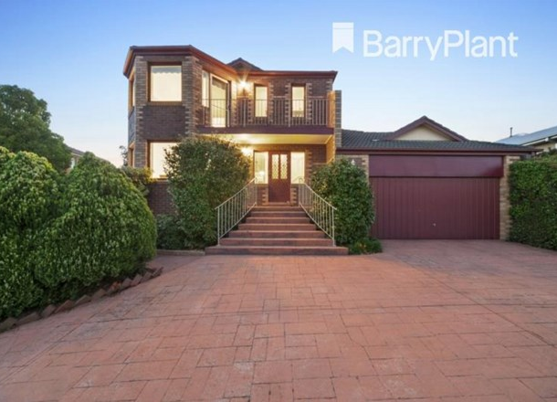 14 Eddie Barron Terrace, Pakenham VIC 3810