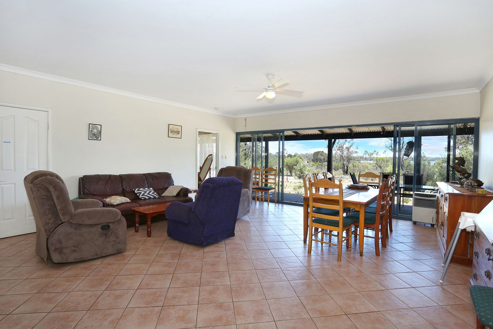 92 Aclare Road, Barragup WA 6209, Image 2