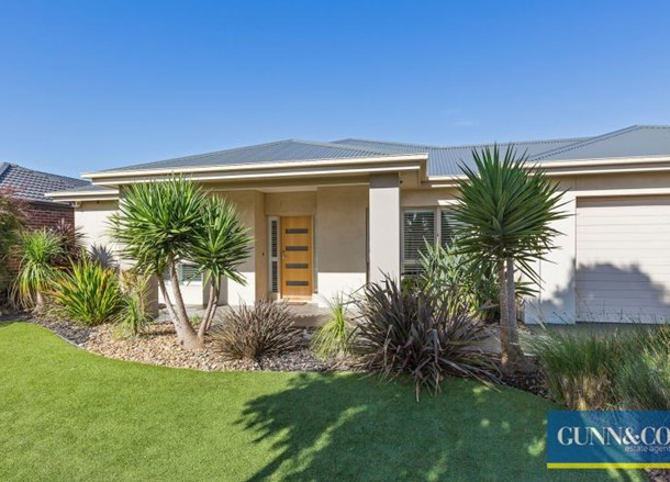 10 Perlette Drive, Point Cook VIC 3030