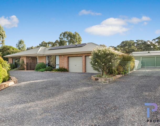 4 Timbertop Rise, Maiden Gully VIC 3551