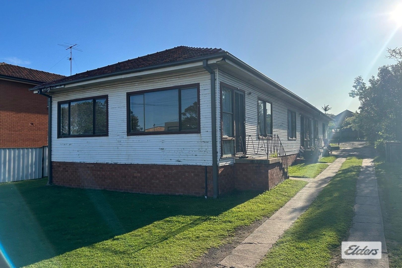 2 bedrooms Apartment / Unit / Flat in 4/72 Kenny Street WOLLONGONG NSW, 2500