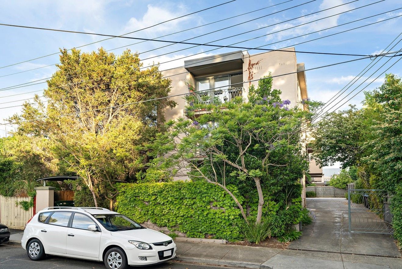 1 bedrooms Apartment / Unit / Flat in 8/18 Lewisham Road WINDSOR VIC, 3181