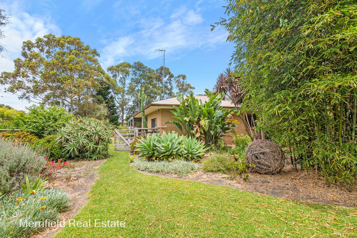 14 Bottlebrush Road, Gledhow WA 6330, Image 2