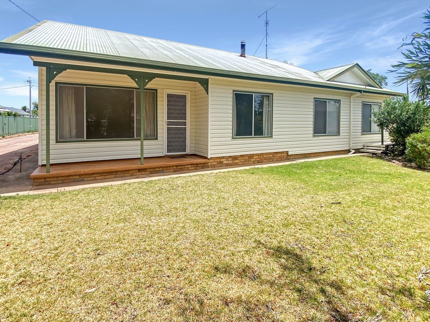 31 Daalbata Rd., Leeton NSW 2705, Image 0