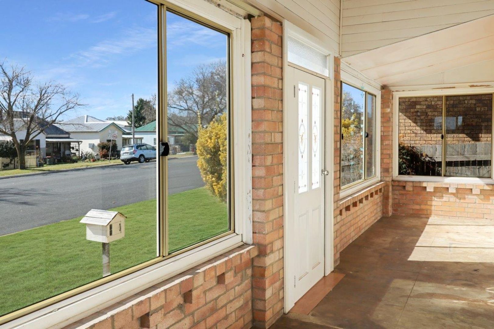 131 Taylor Street, Glen Innes NSW 2370 Domain