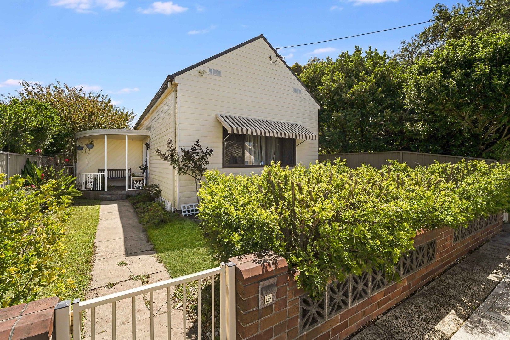 2 bedrooms House in 64 Kerr Street MAYFIELD NSW, 2304
