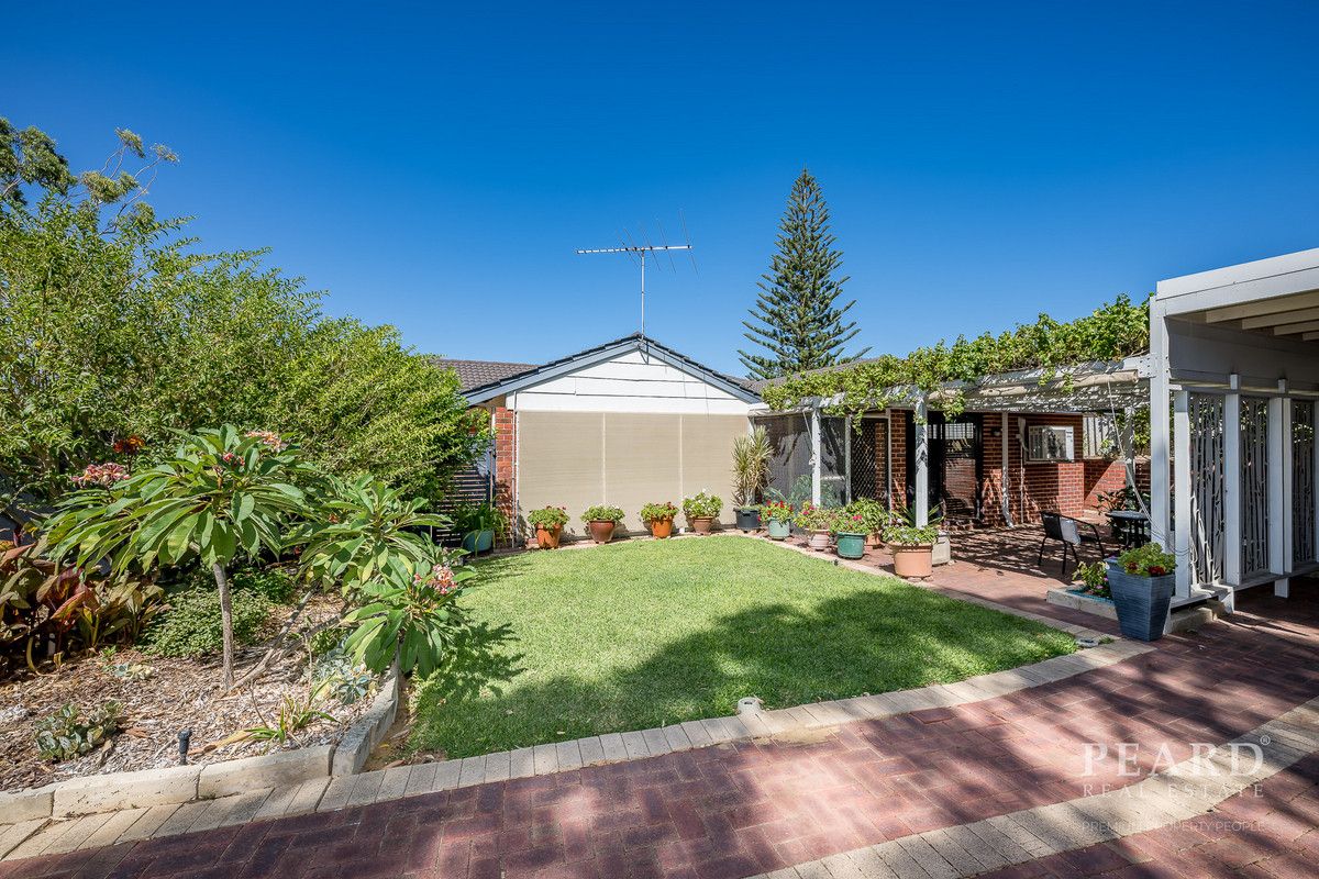 2 Cowrie Place, Mullaloo WA 6027, Image 2