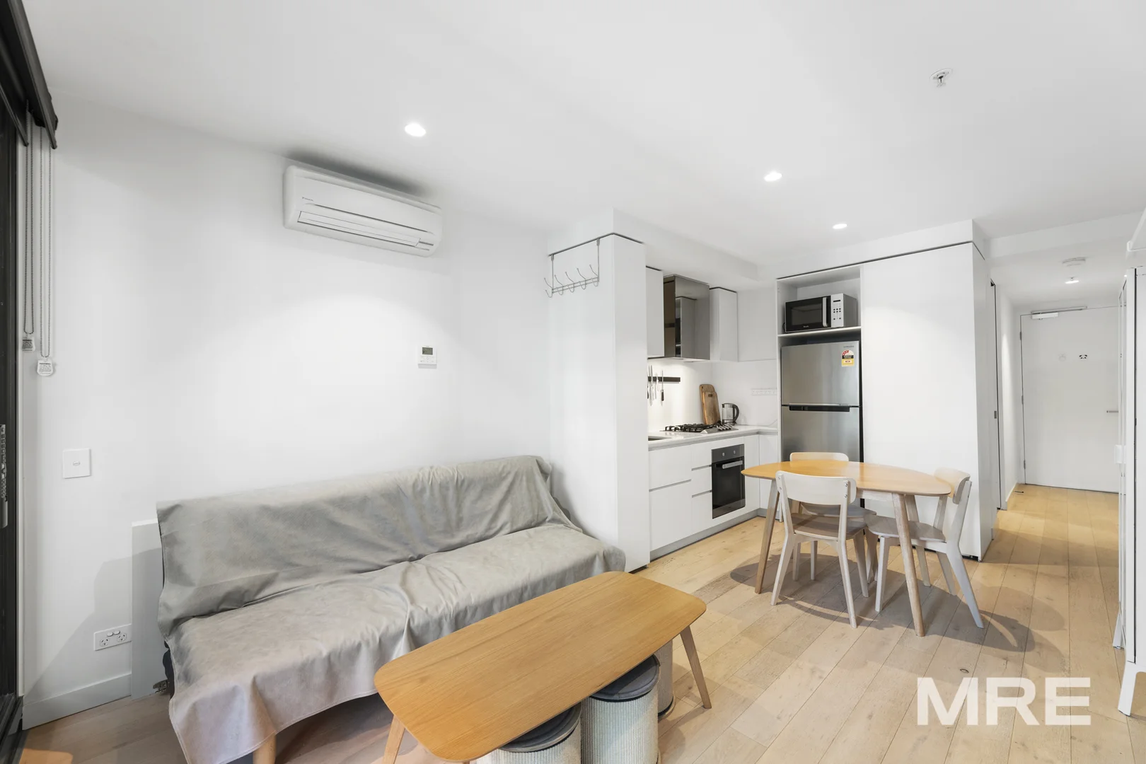 Additional image 3 of 1803/135 A'Beckett Street, Melbourne VIC 3000