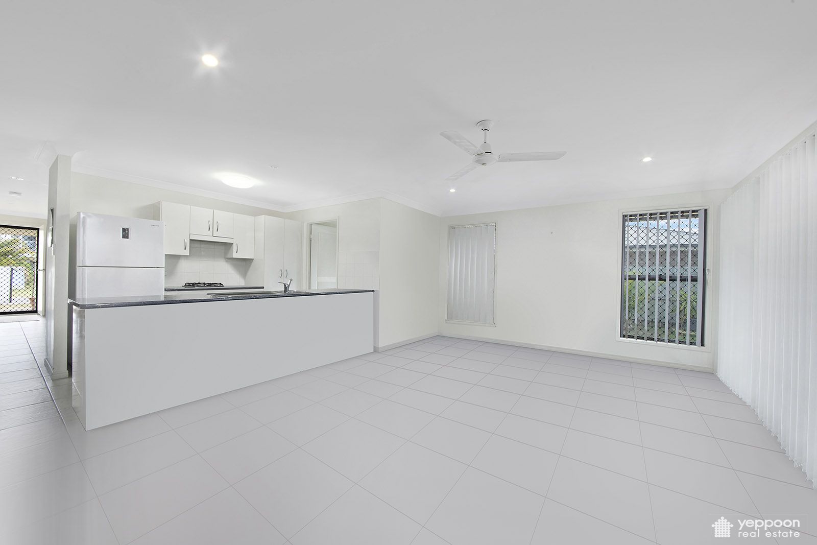 12 Coast Court, Mulambin QLD 4703, Image 2