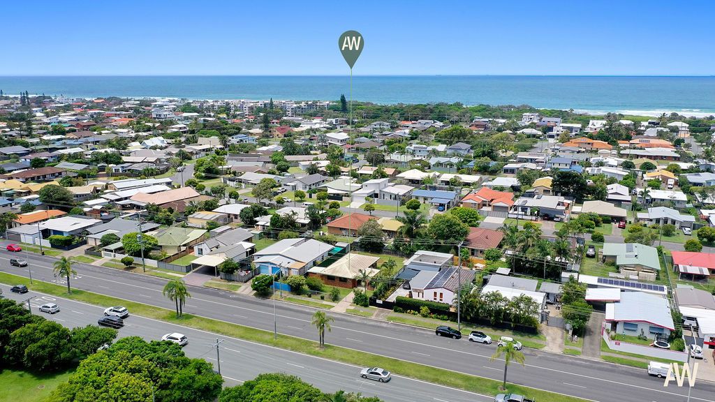 3 bedrooms House in 83 Nicklin Way WARANA QLD, 4575