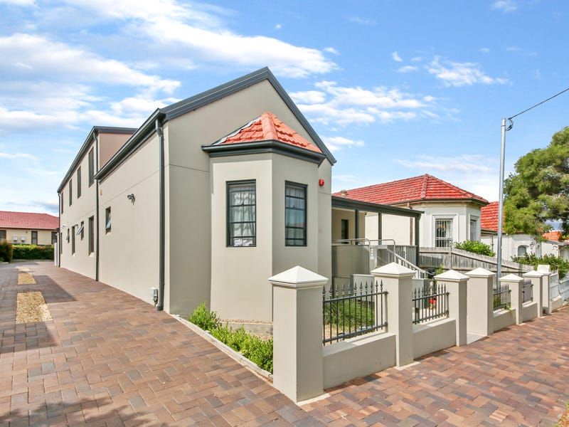 1 bedrooms Studio in 2/11 Hastings Street MARRICKVILLE NSW, 2204