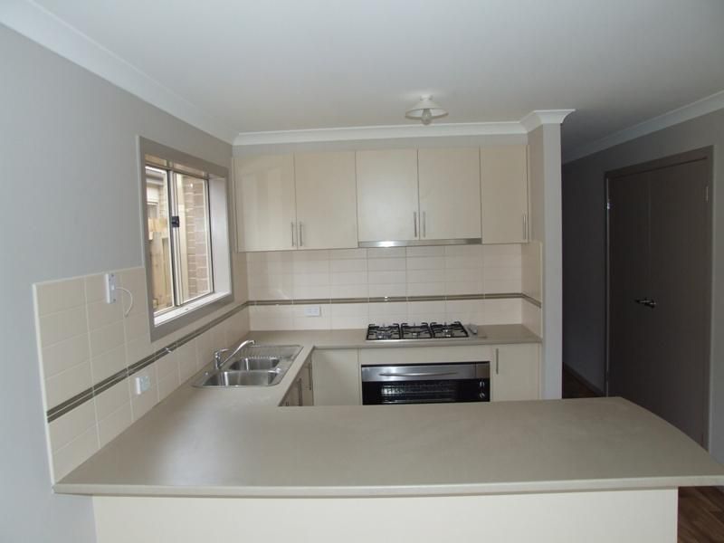 43 Peter Pan Crescent, KURUNJANG VIC 3337, Image 2