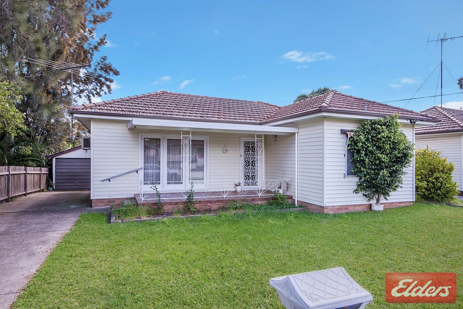 12 Macklin Street, Pendle Hill NSW 2145, Image 0