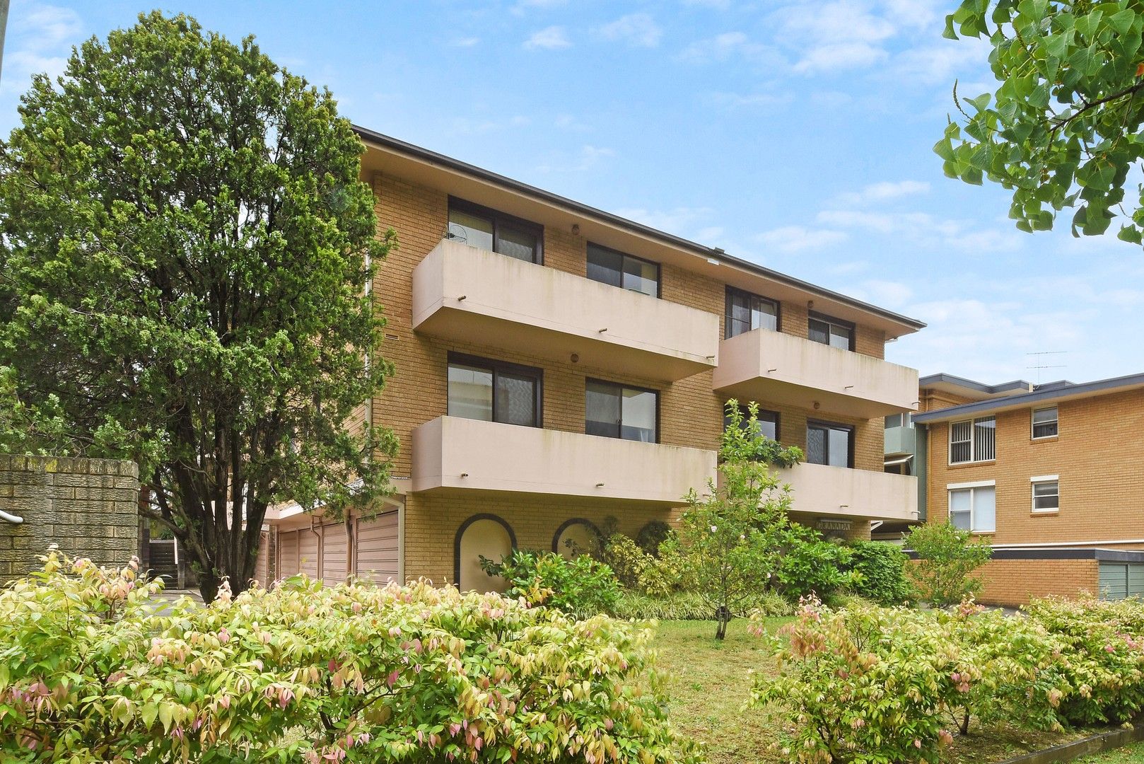 1 bedrooms Apartment / Unit / Flat in 3/15 Burdett Street HORNSBY NSW, 2077