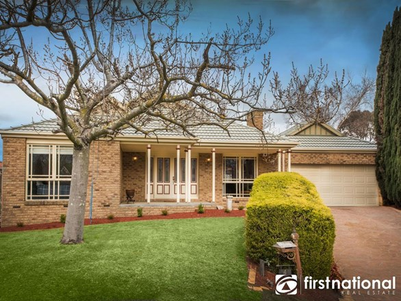 4 Dryden Court, Berwick VIC 3806