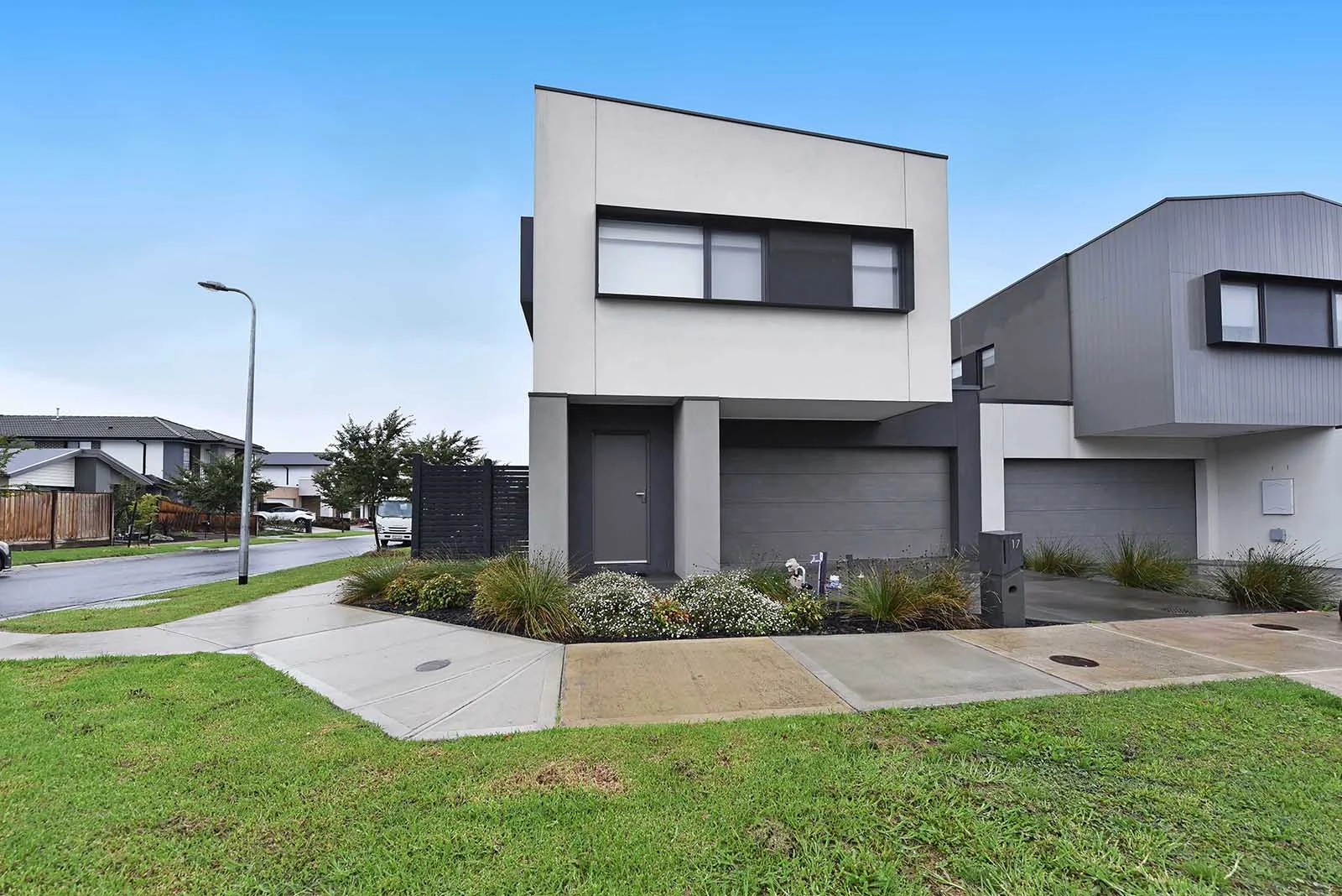 17 Arramont Rd, Greenvale VIC 3059