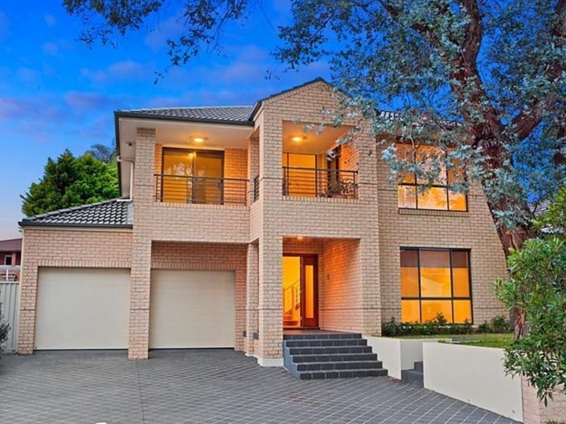 4 bedrooms House in 16 Souter Street KOGARAH BAY NSW, 2217