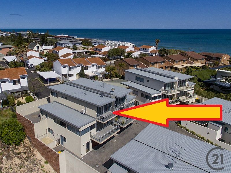 21D Oversby Street, Halls Head WA 6210, Image 0