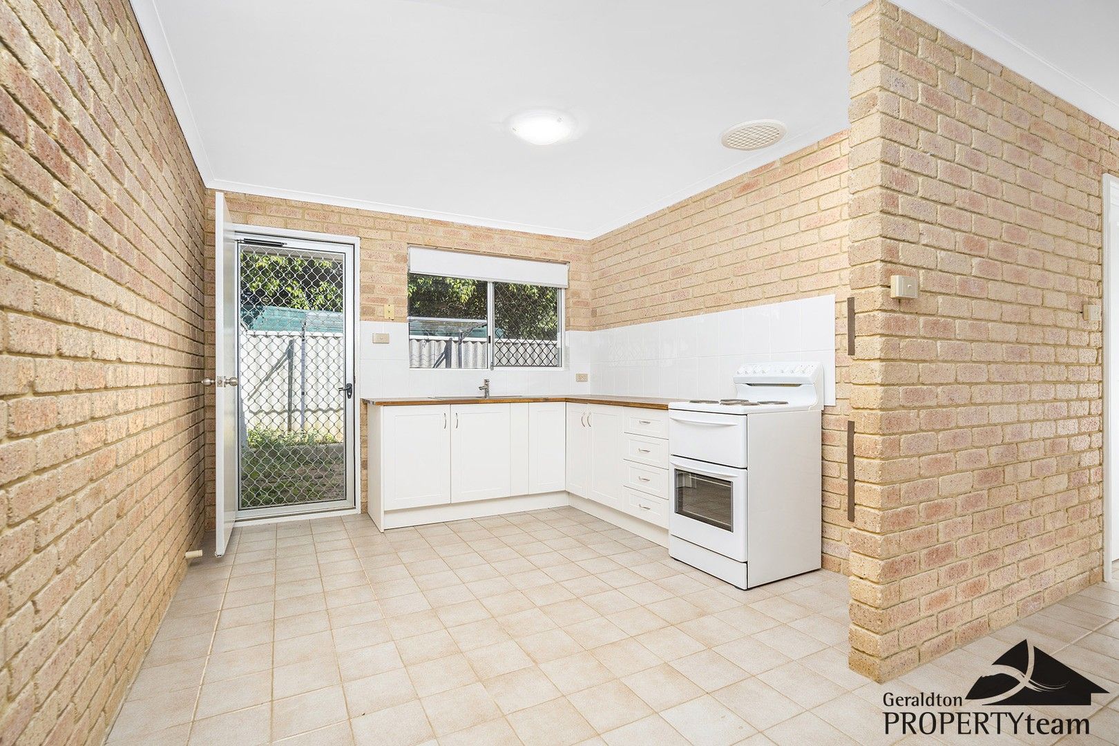 4/15 Carter Street, Rangeway WA 6530, Image 0