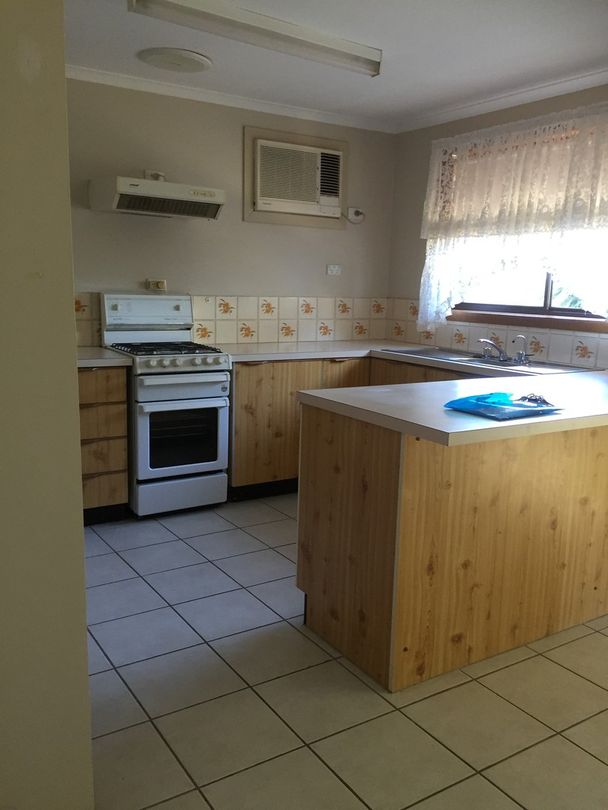 1/21 Bunyip Court, Morwell VIC 3840 Apartment For Rent Domain