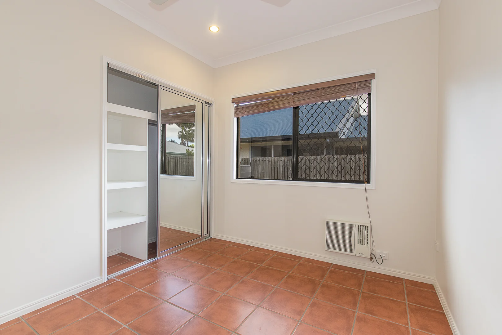 Additional image 2 of 27 Woodlake Avenue, Kirwan QLD 4817